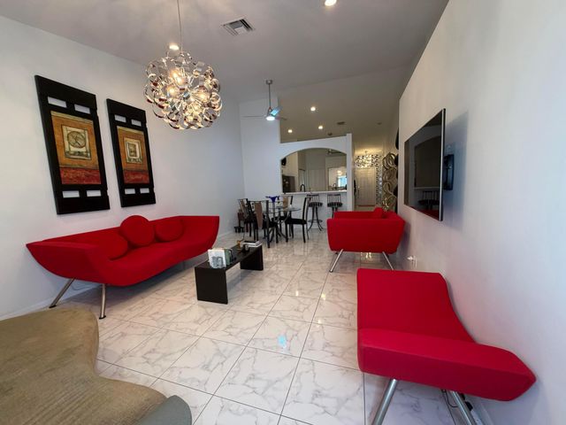 5182 Toscana Trail, Boynton Beach, FL 33437