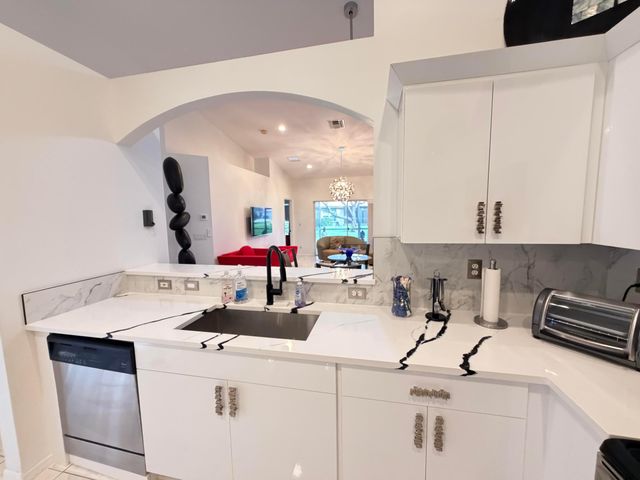 5182 Toscana Trail, Boynton Beach, FL 33437