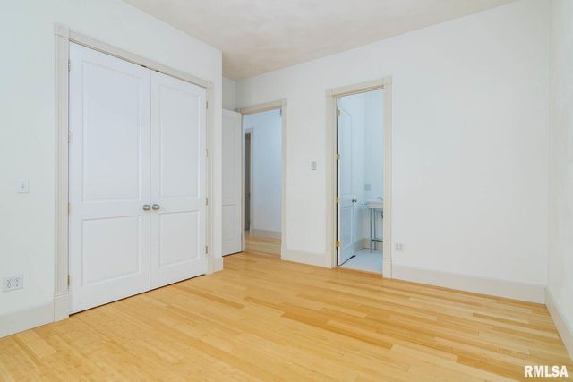 12 Clear Lake Drive, Centralia, IL 62081