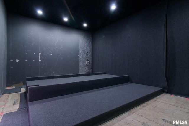 12 Clear Lake Drive, Centralia, IL 62081