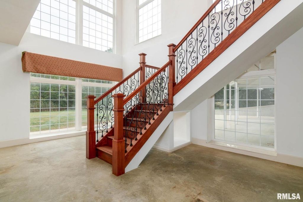 Image 50 of property listing at 12 Clear Lake Drive, Centralia, IL 62081