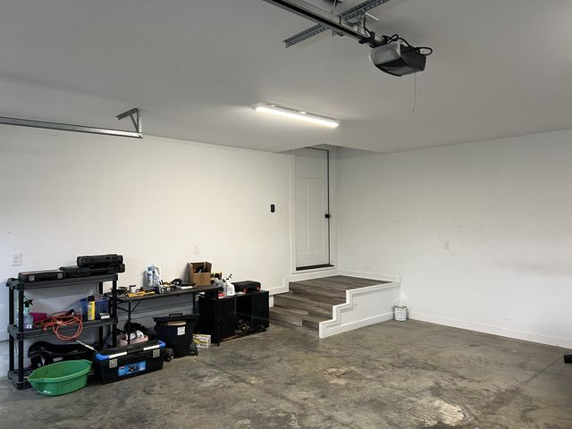 383 Old Coleytown Ln, Lafayette, TN 37083