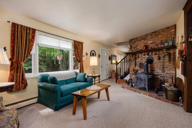 929 Rt 11, Sunapee, NH 03782