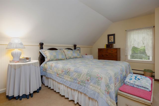 929 Rt 11, Sunapee, NH 03782
