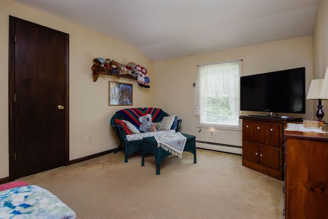 929 Rt 11, Sunapee, NH 03782