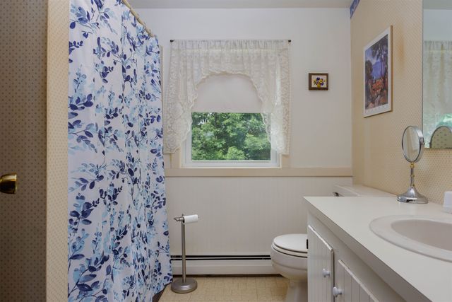 929 Rt 11, Sunapee, NH 03782
