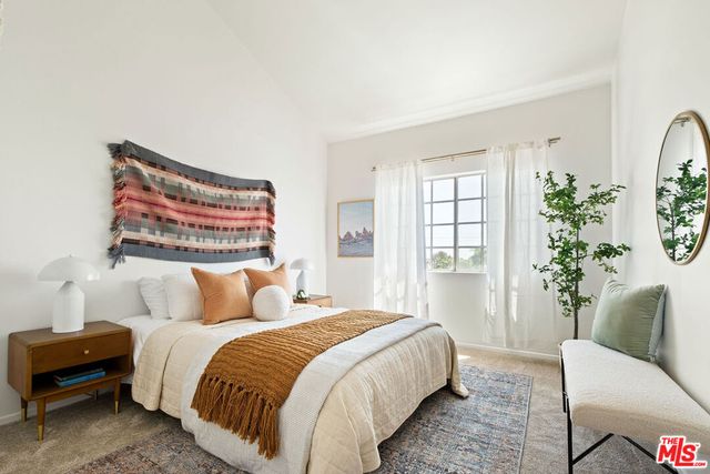 12016 Washington Place 117, Los Angeles, CA 90066