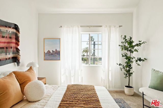 12016 Washington Place 117, Los Angeles, CA 90066