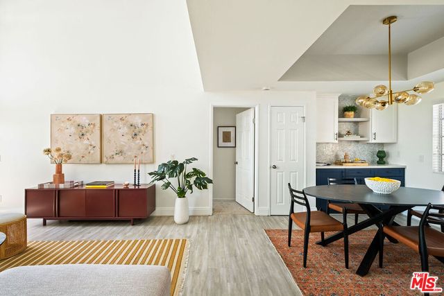 12016 Washington Place 117, Los Angeles, CA 90066