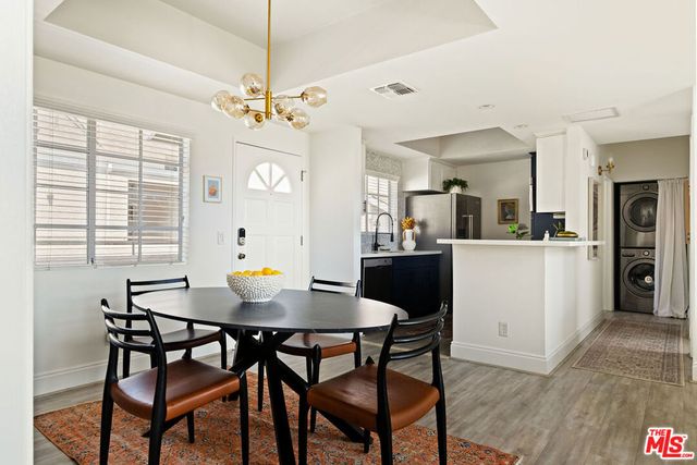 12016 Washington Place 117, Los Angeles, CA 90066