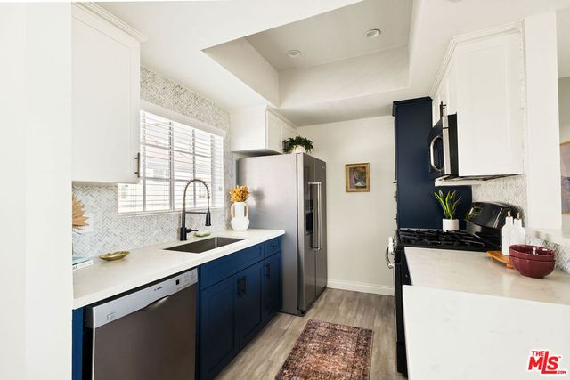 12016 Washington Place 117, Los Angeles, CA 90066