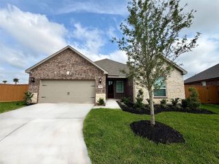 13601 Gaff Rig Drive, Texas City, TX 77510