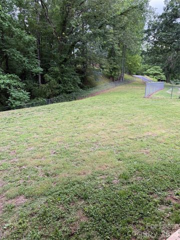 150 Cowan Lane, Tryon, NC 28782