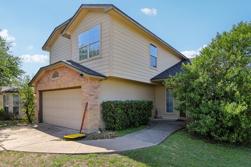 339 Liberty ST, Hutto, TX 78634