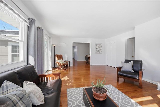 2330 S Sunny Slope ROAD, New Berlin, WI 53151