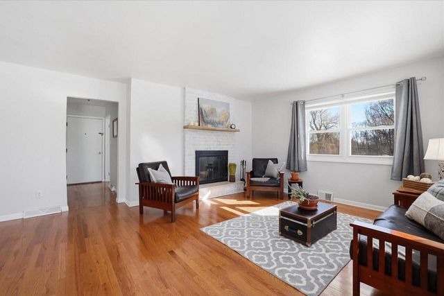 2330 S Sunny Slope ROAD, New Berlin, WI 53151