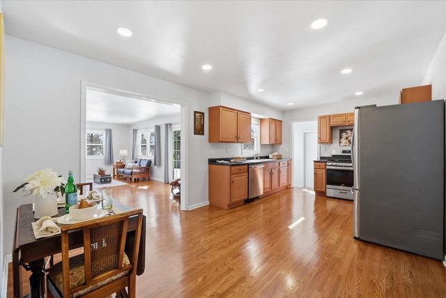 2330 S Sunny Slope ROAD, New Berlin, WI 53151