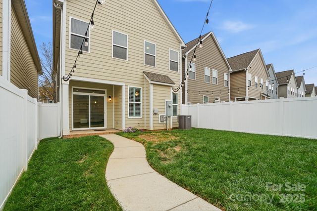 1012 Back Stretch Boulevard, Indian Trail, NC 28079