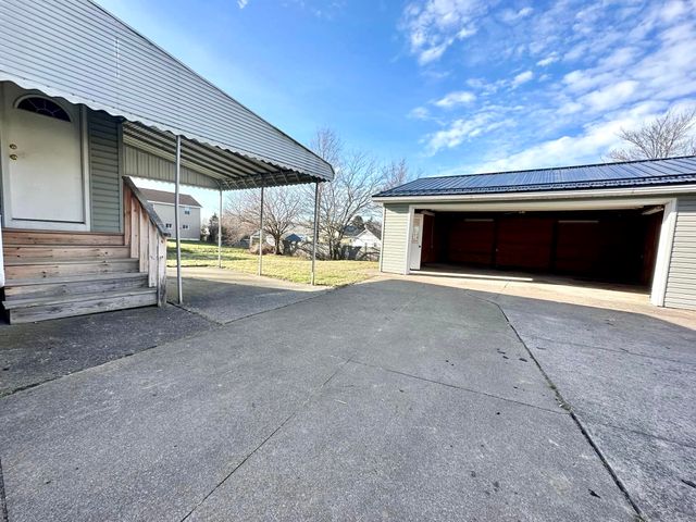 732 E 33RD Street, Erie, PA 16504