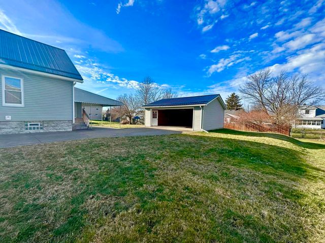 732 E 33RD Street, Erie, PA 16504