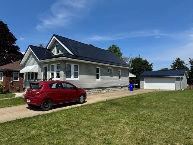 732 E 33RD Street, Erie, PA 16504