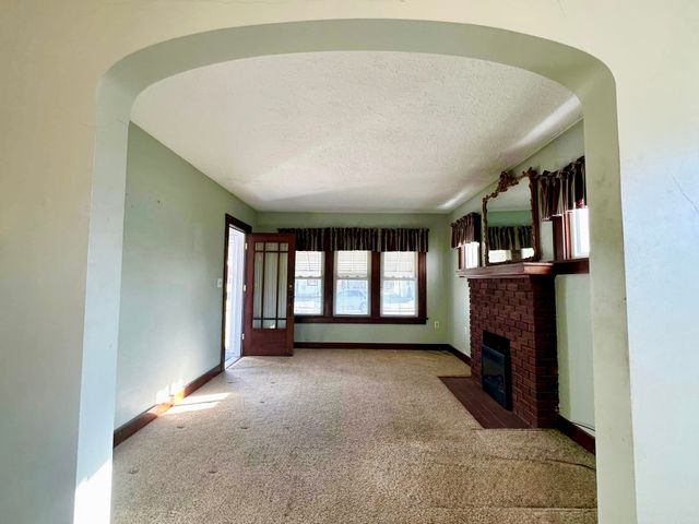 732 E 33RD Street, Erie, PA 16504
