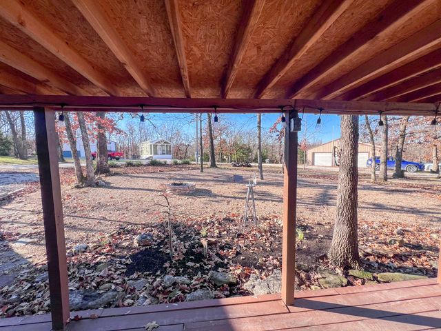 22441 Maple Street, Pittsburg, MO 65724