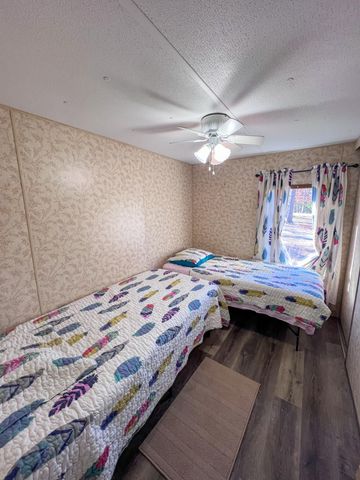 22441 Maple Street, Pittsburg, MO 65724