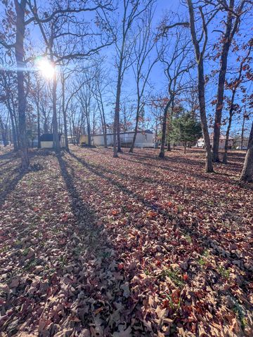 22441 Maple Street, Pittsburg, MO 65724