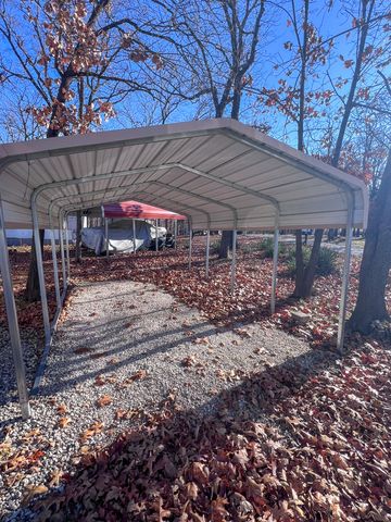 22441 Maple Street, Pittsburg, MO 65724