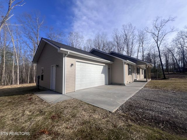 133 Jay Loop, Jamestown, TN 38556