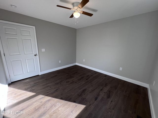 133 Jay Loop, Jamestown, TN 38556