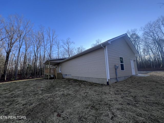 133 Jay Loop, Jamestown, TN 38556