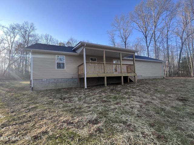 133 Jay Loop, Jamestown, TN 38556