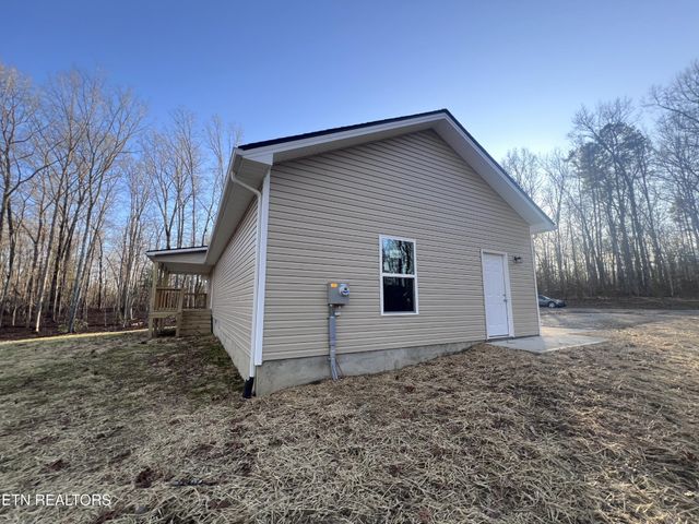 133 Jay Loop, Jamestown, TN 38556