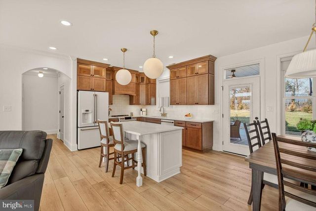 215 FORREST DR, Luray, VA 22835