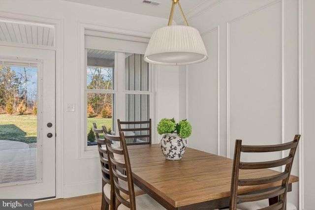 215 FORREST DR, Luray, VA 22835