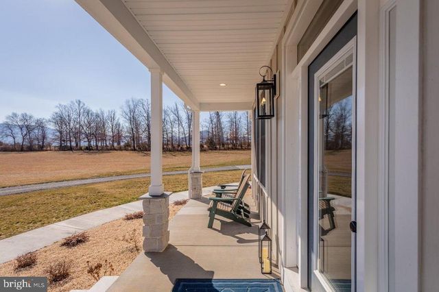 215 FORREST DR, Luray, VA 22835