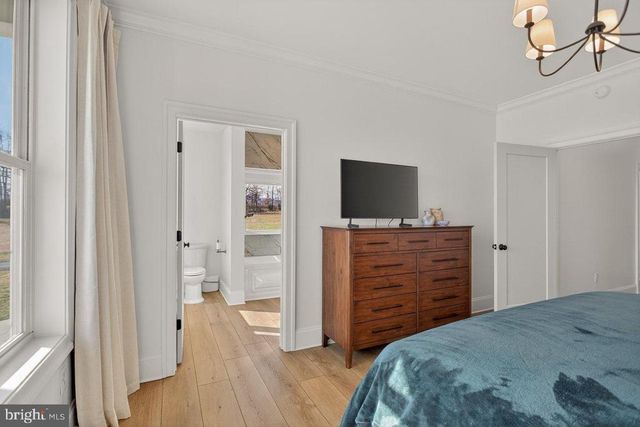 215 FORREST DR, Luray, VA 22835