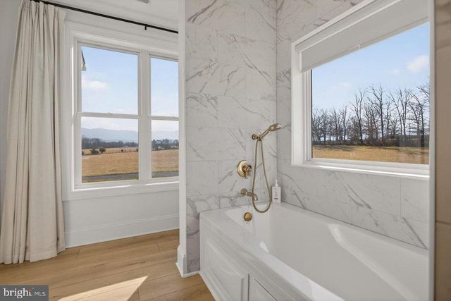 215 FORREST DR, Luray, VA 22835