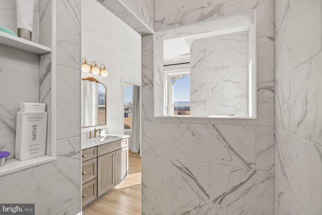 215 FORREST DR, Luray, VA 22835