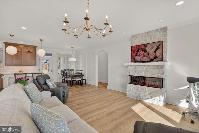 215 FORREST DR, Luray, VA 22835