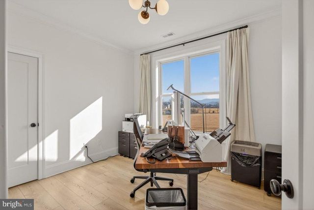 215 FORREST DR, Luray, VA 22835