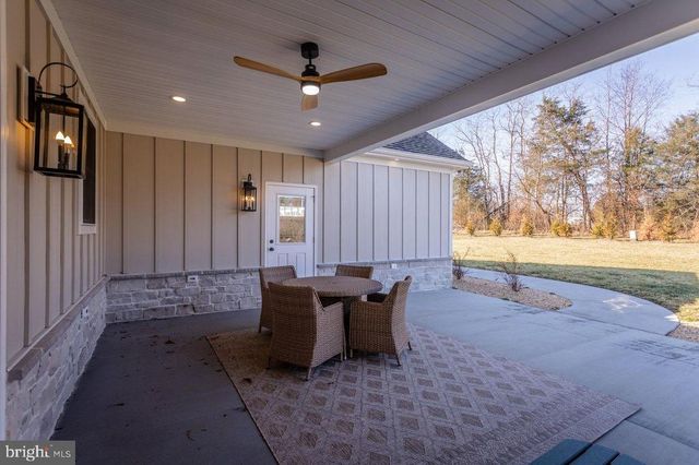 215 FORREST DR, Luray, VA 22835