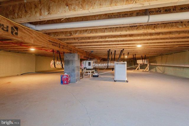 215 FORREST DR, Luray, VA 22835