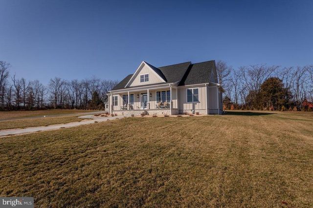 215 FORREST DR, Luray, VA 22835