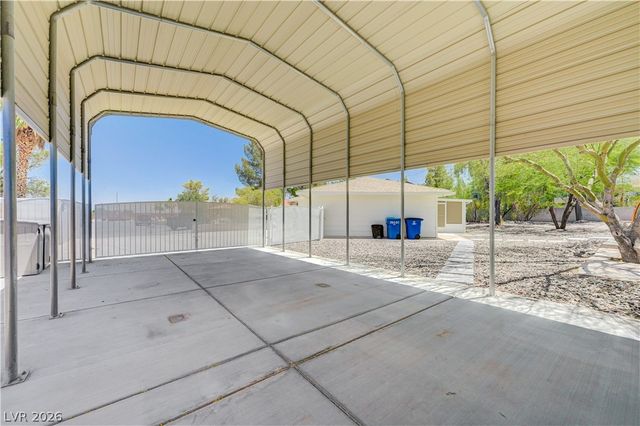 7631 Bermuda Road, Las Vegas, NV 89123
