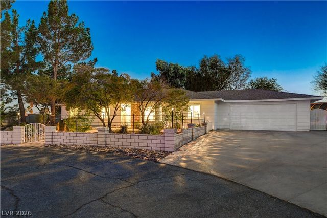 7631 Bermuda Road, Las Vegas, NV 89123