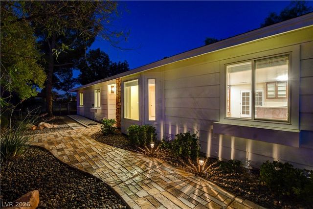 7631 Bermuda Road, Las Vegas, NV 89123