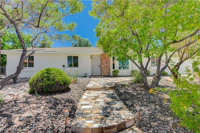 7631 Bermuda Road, Las Vegas, NV 89123
